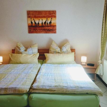 Ferienwohnung Maifeld Віршем Екстер'єр фото
